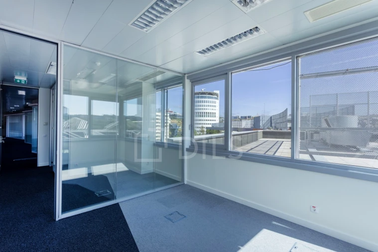 Escritório para Arrendamento em Algés, Linda-A-Velha e Cruz Quebrada-Dafundo Foto 3