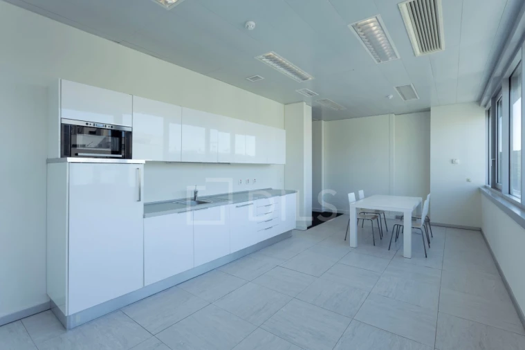 Escritório para Arrendamento em Algés, Linda-A-Velha e Cruz Quebrada-Dafundo Foto 21