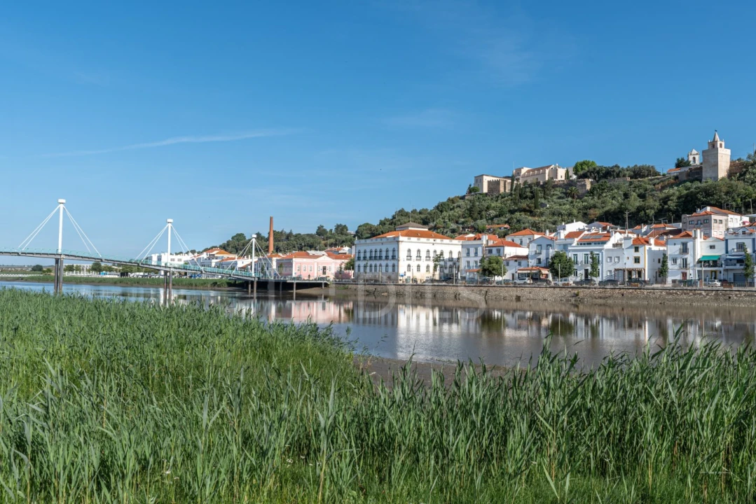 Apartamento T1 para Venda em Santa Maria do Castelo e Santiago e Santa Susana Foto 9