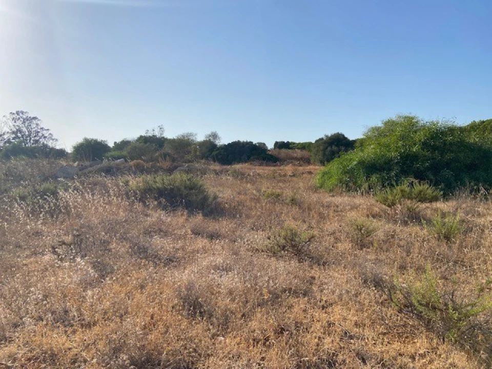 Terreno para Venda em Budens Foto 1