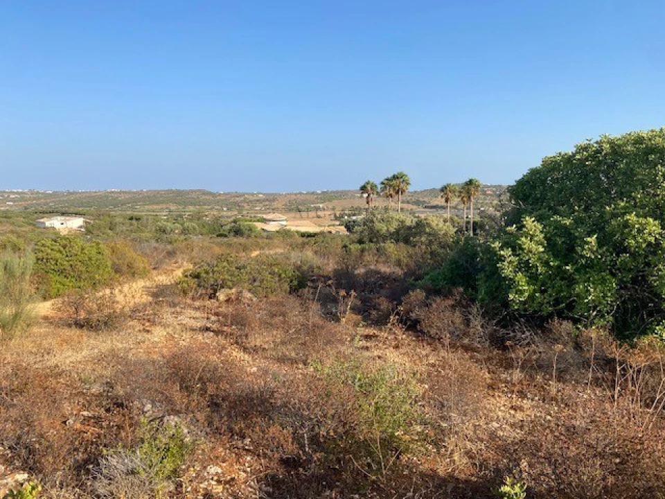 Terreno para Venda em Budens Foto 4
