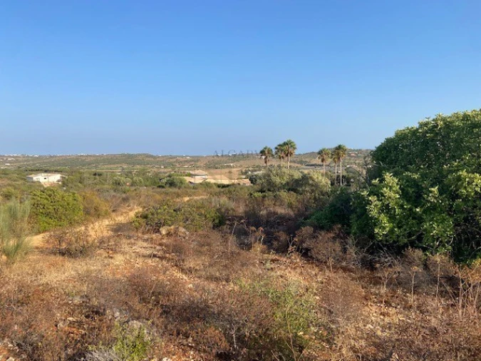 Terreno para Venda em Budens Foto 2