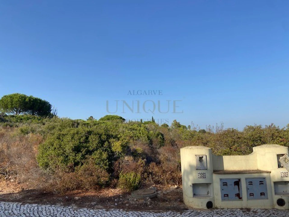 Terreno para Venda em Budens Foto 3