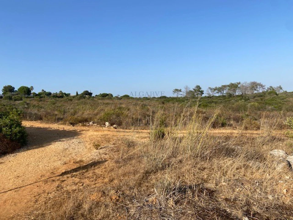 Terreno para Venda em Budens Foto 2