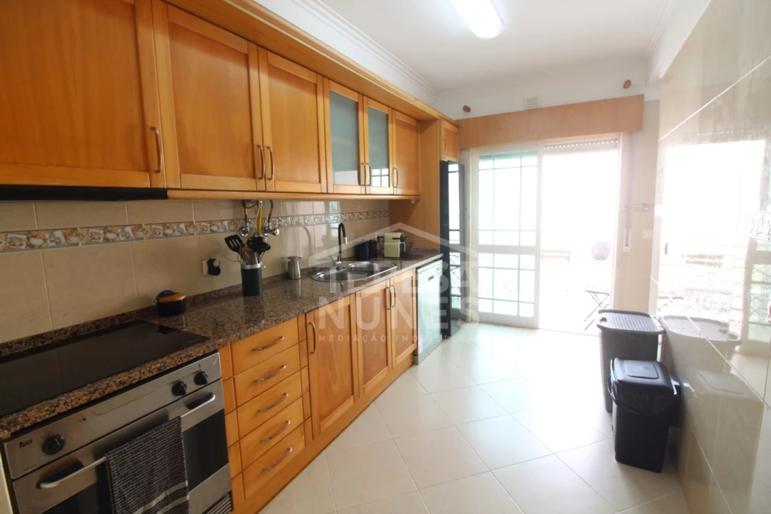 Apartamento T2 para Venda em Quinta do Conde Foto 5
