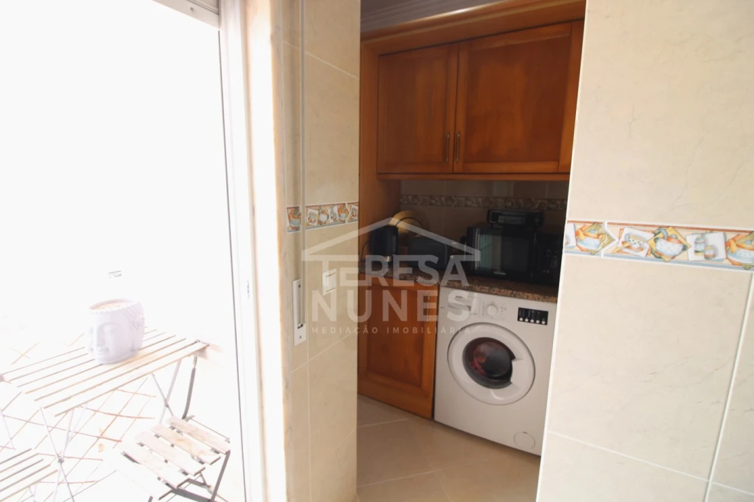 Apartamento T2 para Venda em Quinta do Conde Foto 6