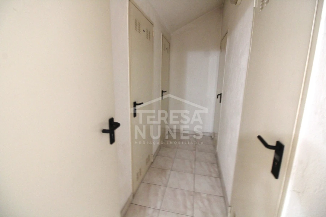 Apartamento T2 para Venda em Quinta do Conde Foto 17