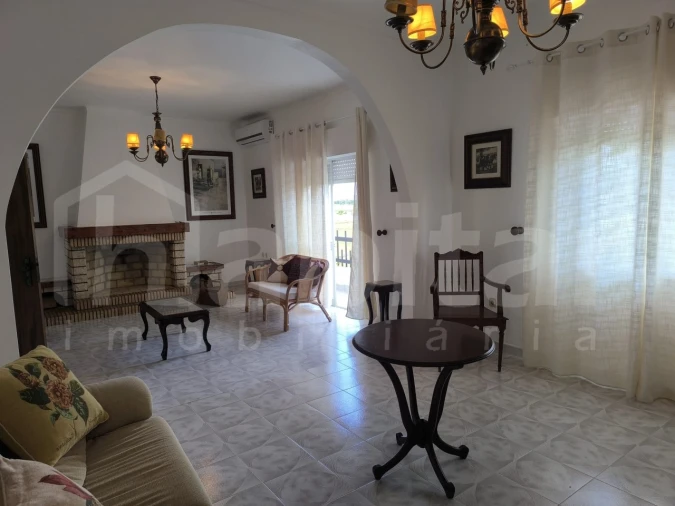 Apartamento T2 para Arrendamento em Salvaterra de Magos e Foros de Salvaterra Foto 7