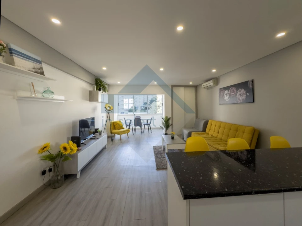 Apartamento T1 para Venda em Albufeira e Olhos de Água Foto 3