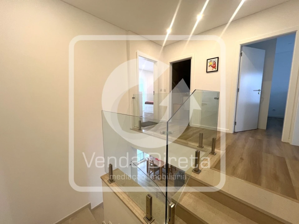 Moradia T4 para Venda em Palmela Foto 19