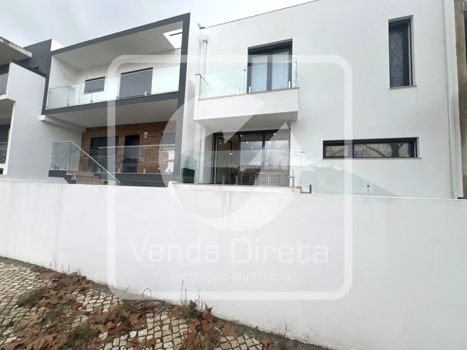 Moradia T4 para Venda em Palmela Foto 38