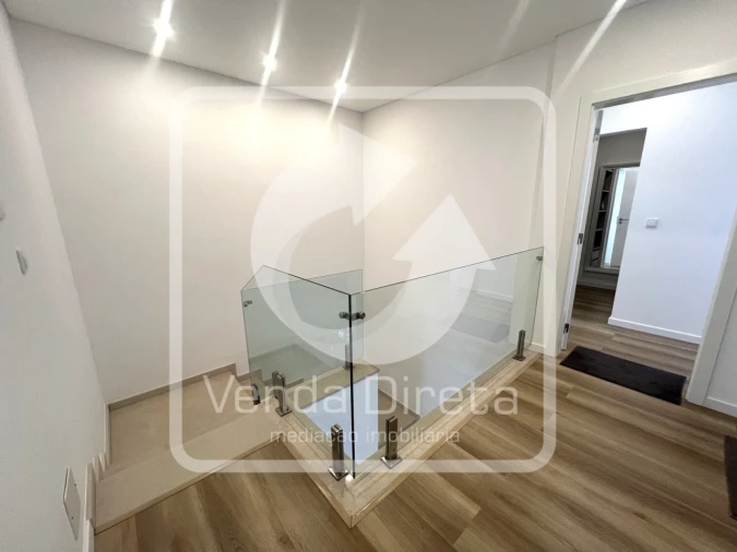 Moradia T4 para Venda em Palmela Foto 20