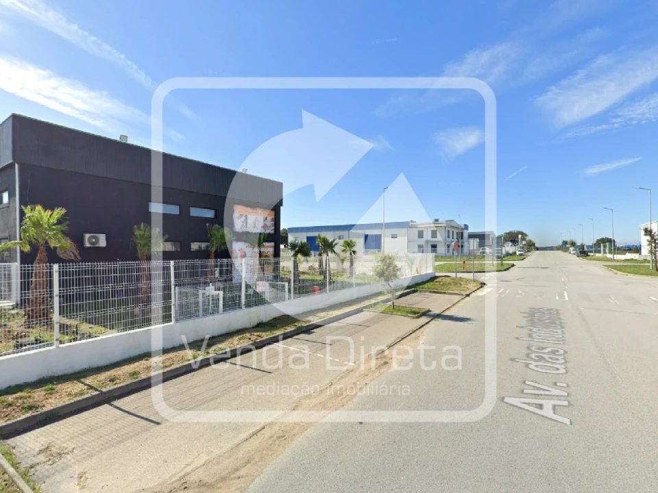 Armazém para Venda em Urra Foto 4