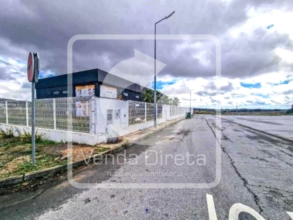 Armazém para Venda em Urra Foto 6