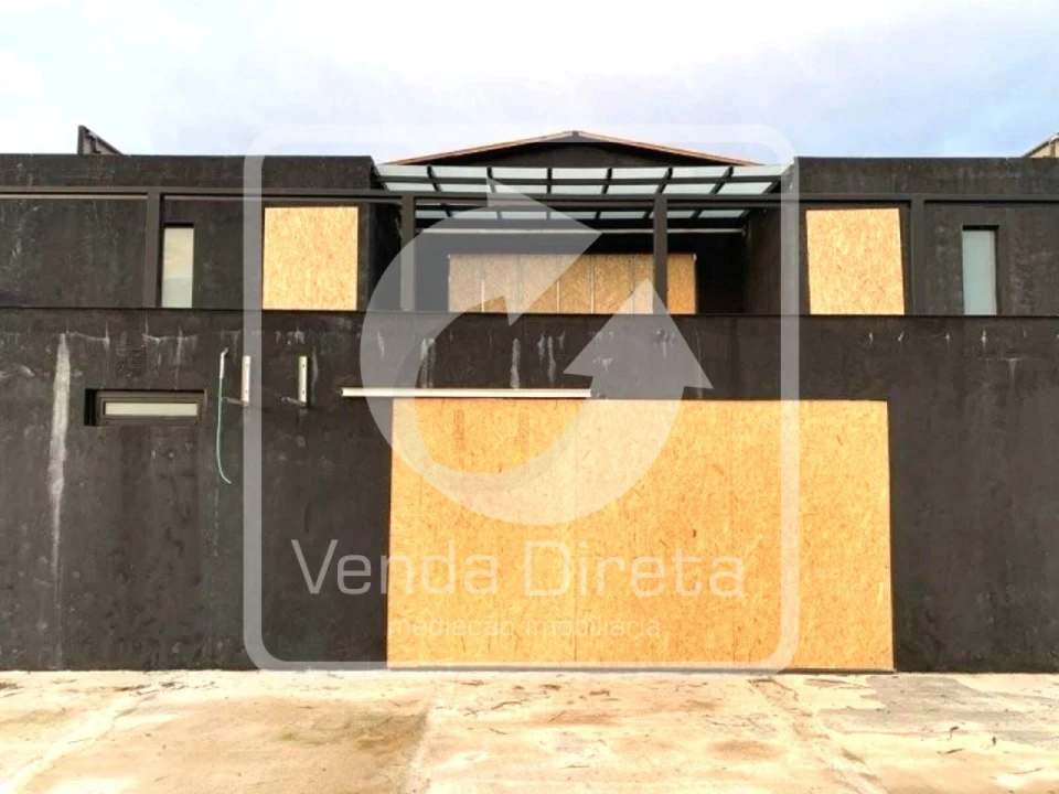 Armazém para Venda em Urra Foto 7