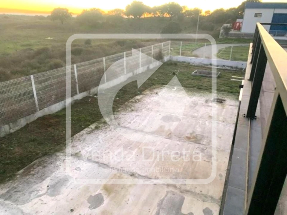 Armazém para Venda em Urra Foto 16