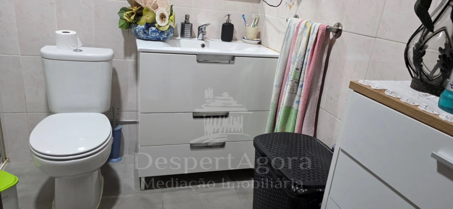 Apartamento T2 para Venda em Nossa Sra de Fatima Foto 2