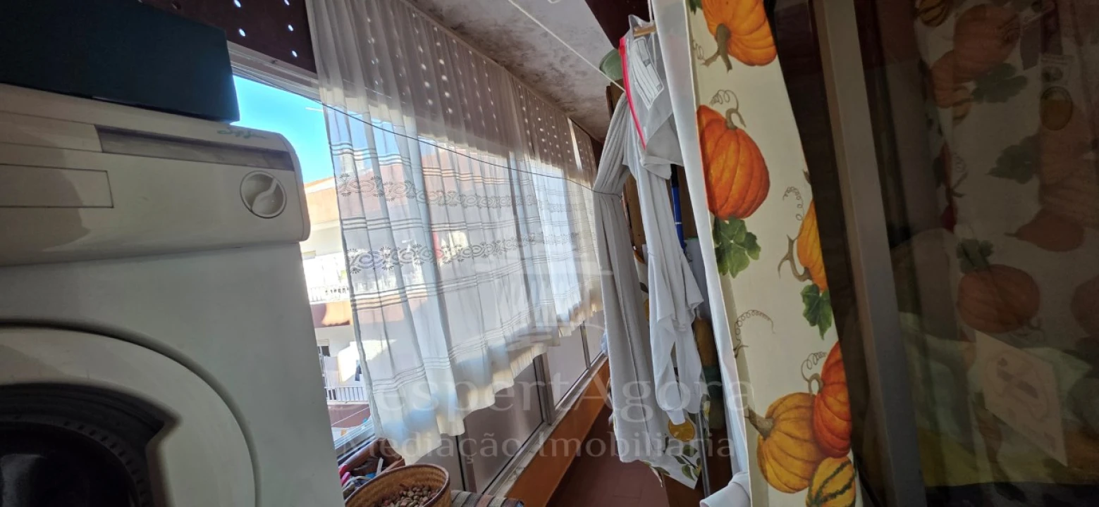 Apartamento T2 para Venda em Nossa Sra de Fatima Foto 4