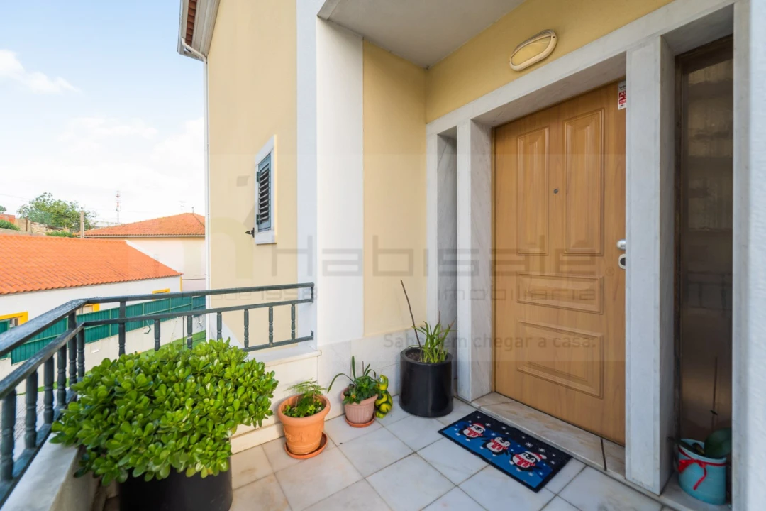 Moradia T5 para Venda em São Domingos de Rana Foto 39