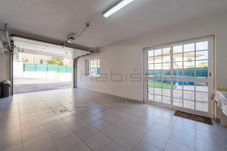 Moradia T5 para Venda em São Domingos de Rana Foto 37