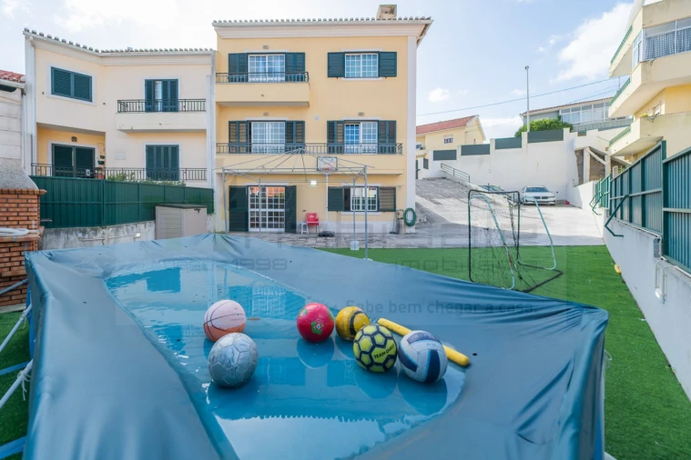 Moradia T5 para Venda em São Domingos de Rana Foto 43