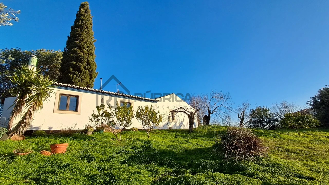 Moradia para Venda em Querença, Tôr e Benafim Foto 3