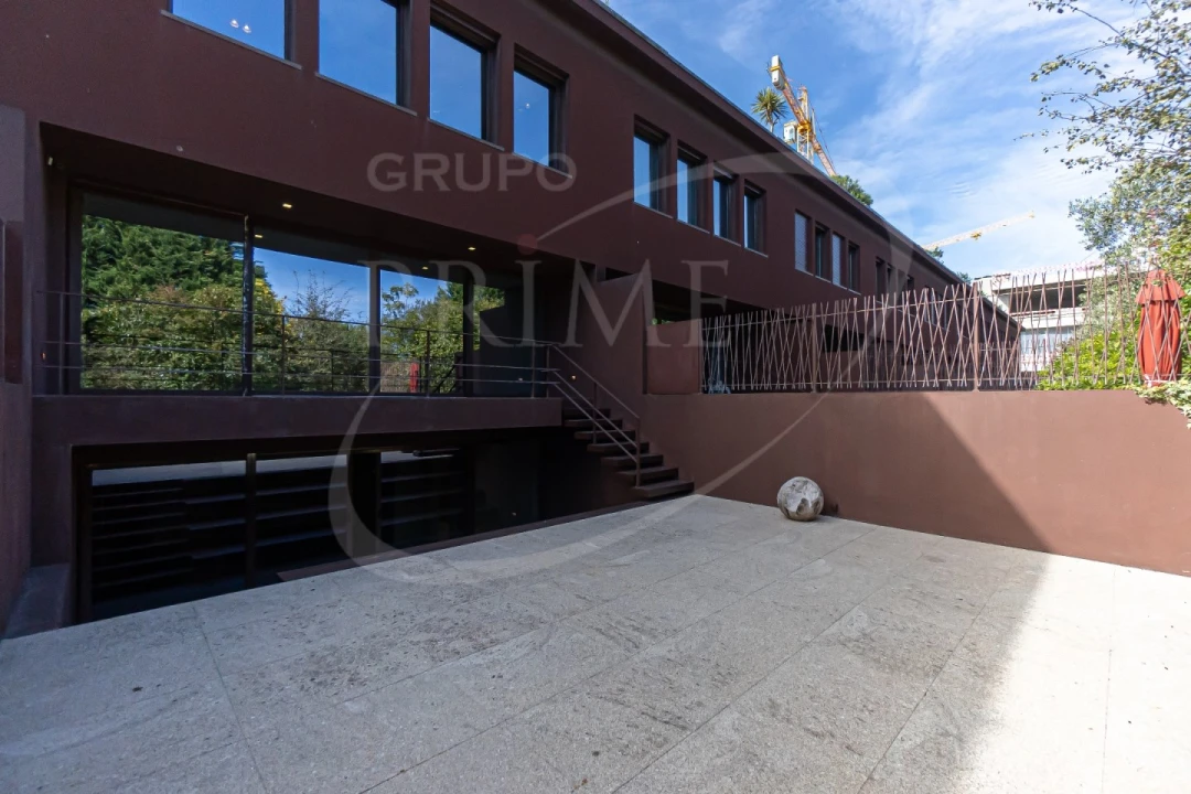 Moradia T5 para Arrendamento em Aldoar, Foz do Douro e Nevogilde Foto 45