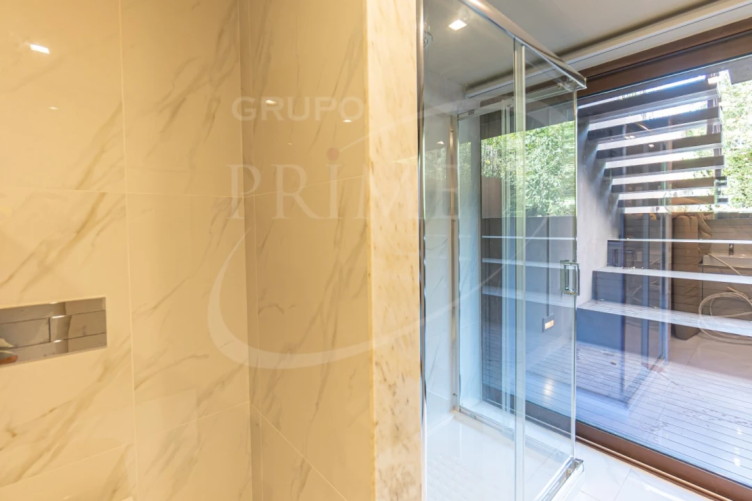 Moradia T5 para Arrendamento em Aldoar, Foz do Douro e Nevogilde Foto 48