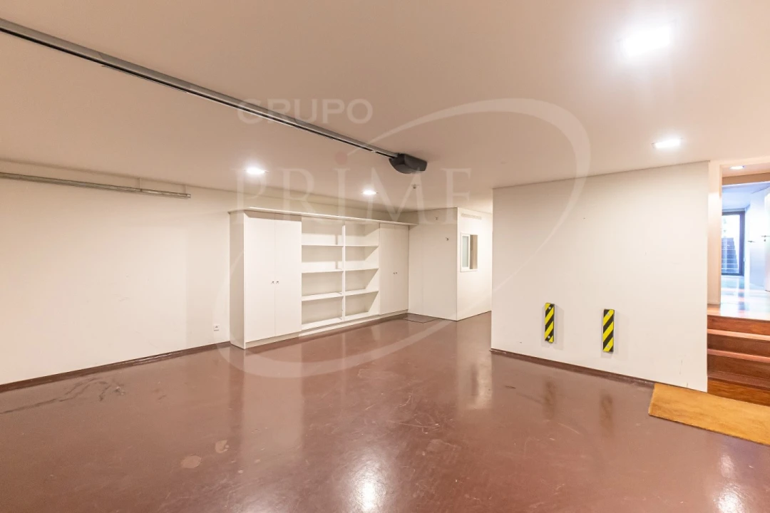 Moradia T5 para Arrendamento em Aldoar, Foz do Douro e Nevogilde Foto 51