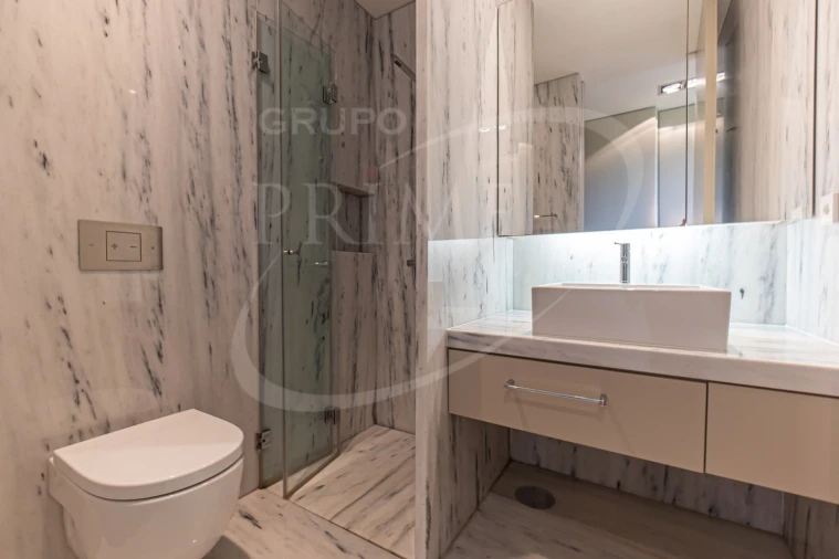 Moradia T5 para Arrendamento em Aldoar, Foz do Douro e Nevogilde Foto 23