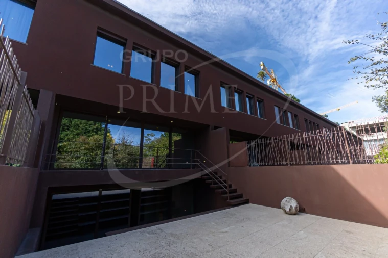 Moradia T5 para Arrendamento em Aldoar, Foz do Douro e Nevogilde Foto 47