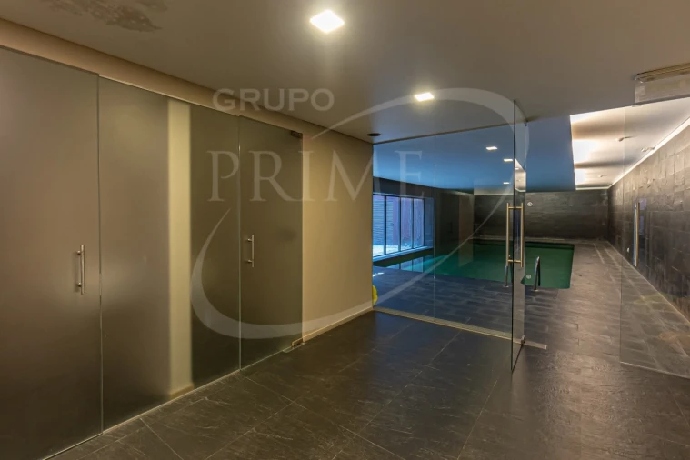 Moradia T5 para Arrendamento em Aldoar, Foz do Douro e Nevogilde Foto 56