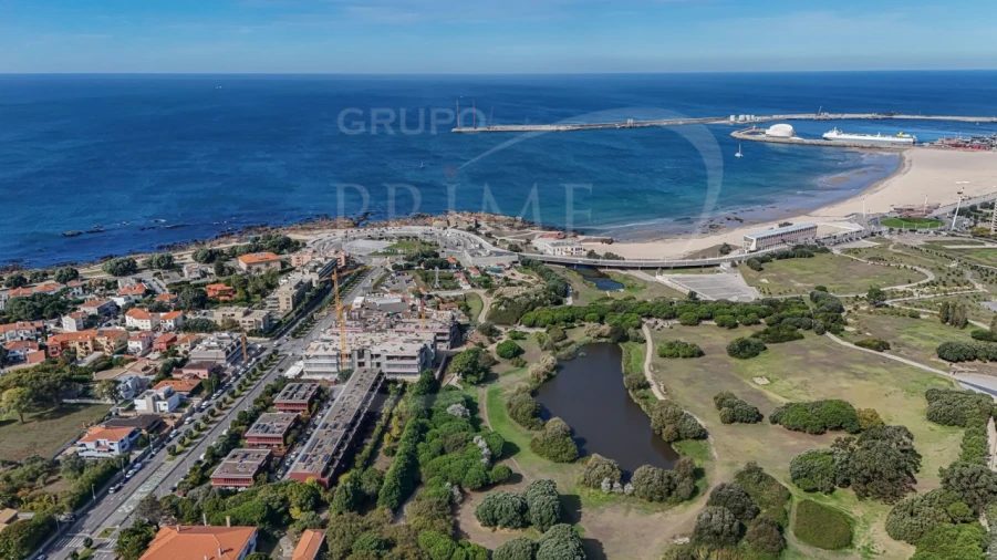 Moradia T5 para Arrendamento em Aldoar, Foz do Douro e Nevogilde Foto 59