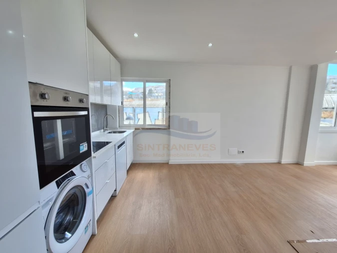 Apartamento T3 para Venda em Queluz e Belas Foto 8