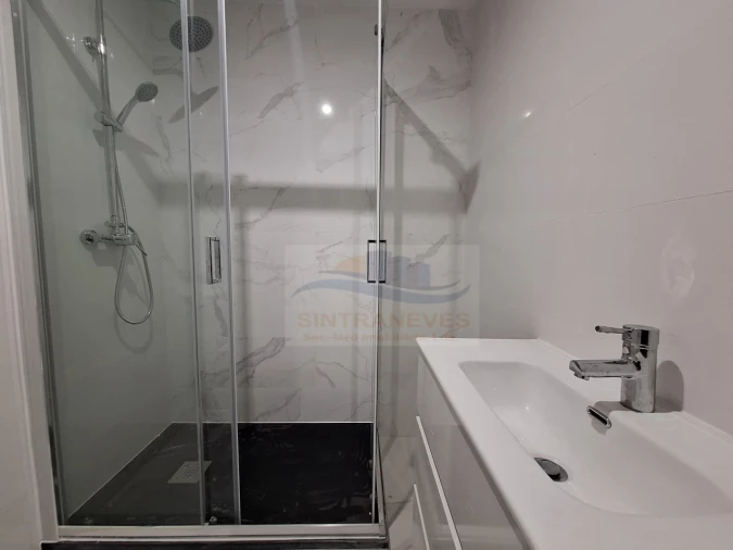 Apartamento T3 para Venda em Queluz e Belas Foto 18