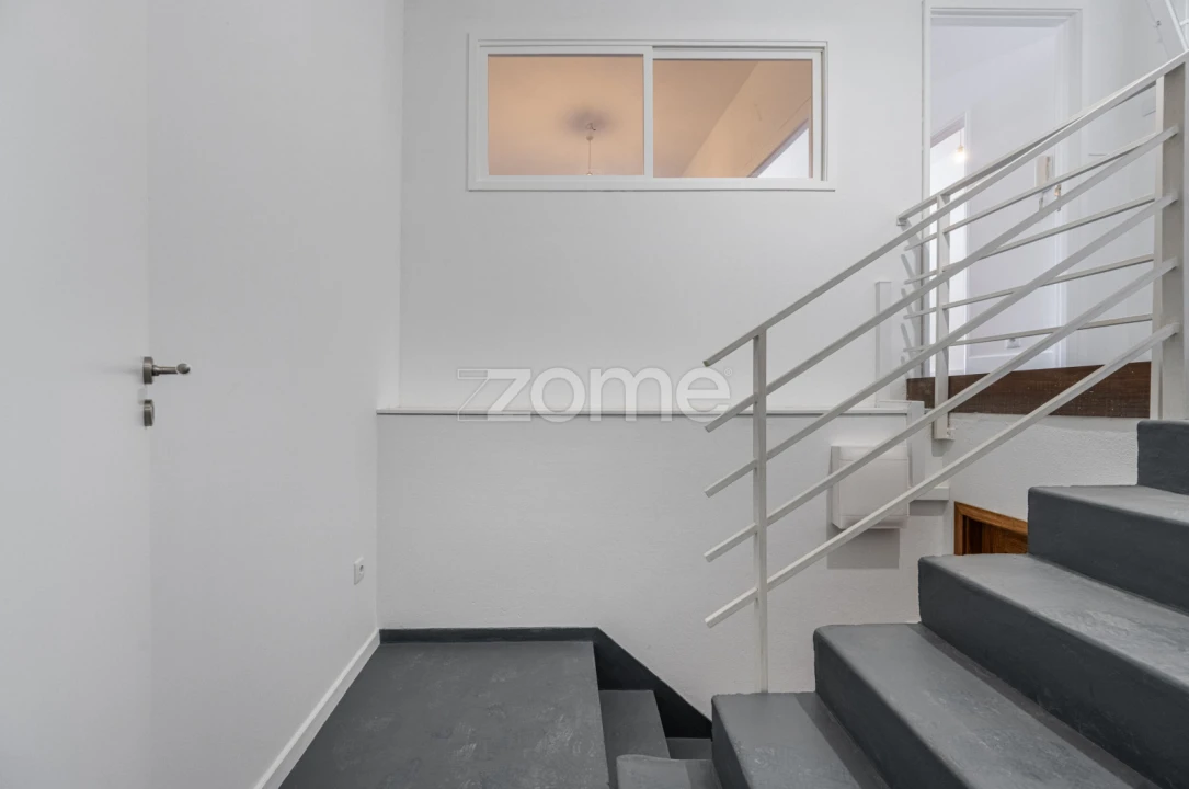 Apartamento T2 para Venda em Cedofeita, Santo Ildefonso, Sé, Miragaia, São Nicolau e Vitória Foto 8