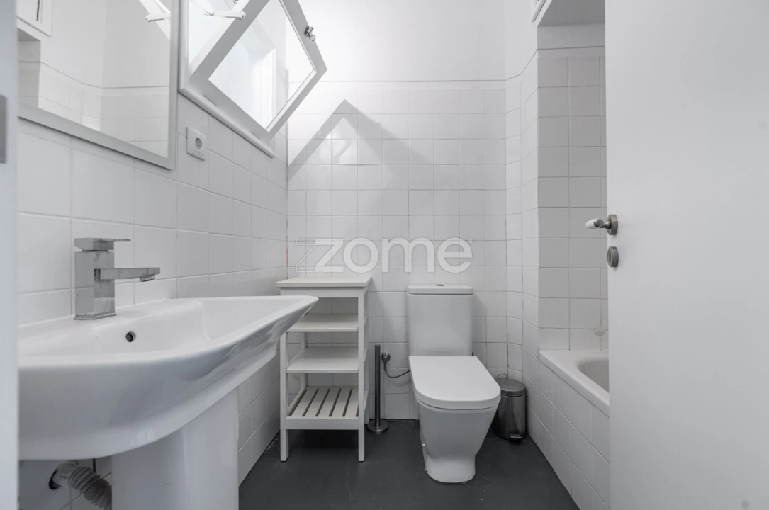 Apartamento T2 para Venda em Cedofeita, Santo Ildefonso, Sé, Miragaia, São Nicolau e Vitória Foto 11