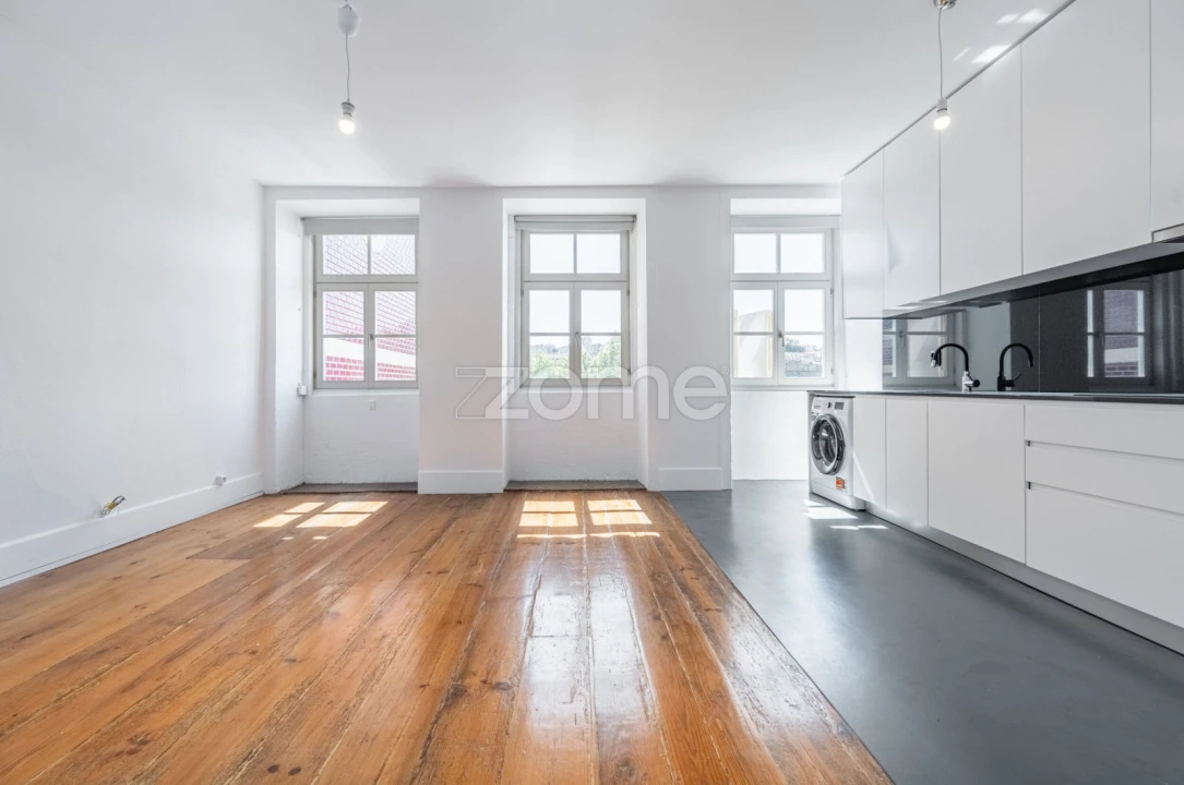 Apartamento T2 para Venda em Cedofeita, Santo Ildefonso, Sé, Miragaia, São Nicolau e Vitória Foto 17