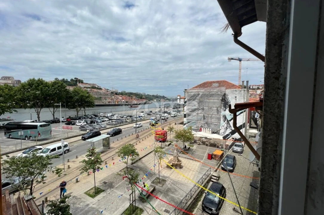 Apartamento T2 para Arrendamento em Cedofeita, Santo Ildefonso, Sé, Miragaia, São Nicolau e Vitória Foto 9