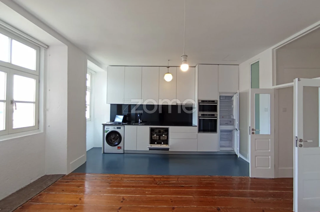 Apartamento T2 para Arrendamento em Cedofeita, Santo Ildefonso, Sé, Miragaia, São Nicolau e Vitória Foto 7