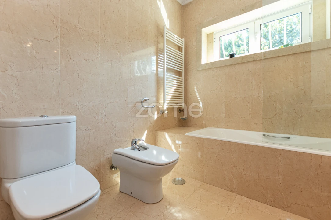 Moradia T4 para Venda em Moreira Foto 14