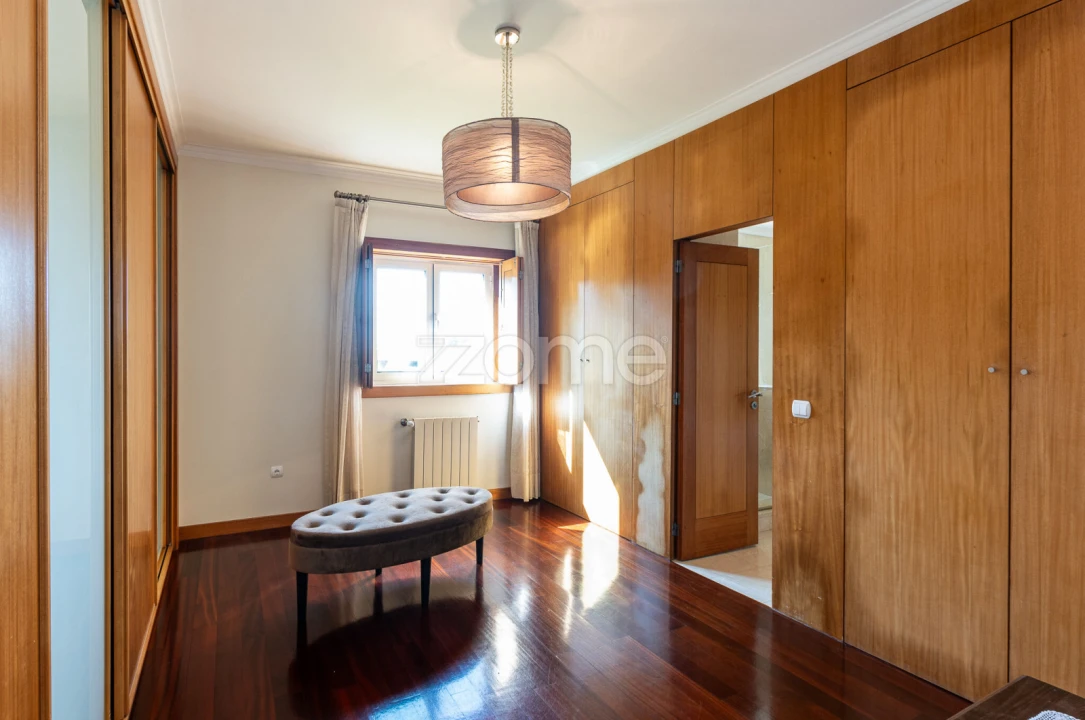 Moradia T4 para Venda em Moreira Foto 16