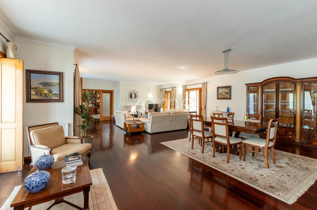 Moradia T4 para Venda em Moreira Foto 24