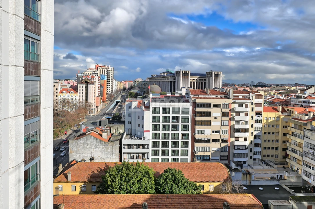 Apartamento T1 para Arrendamento em Avenidas Novas Foto 4