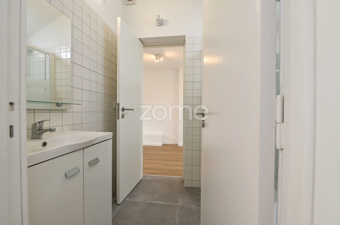 Apartamento T1 para Arrendamento em Avenidas Novas Foto 11