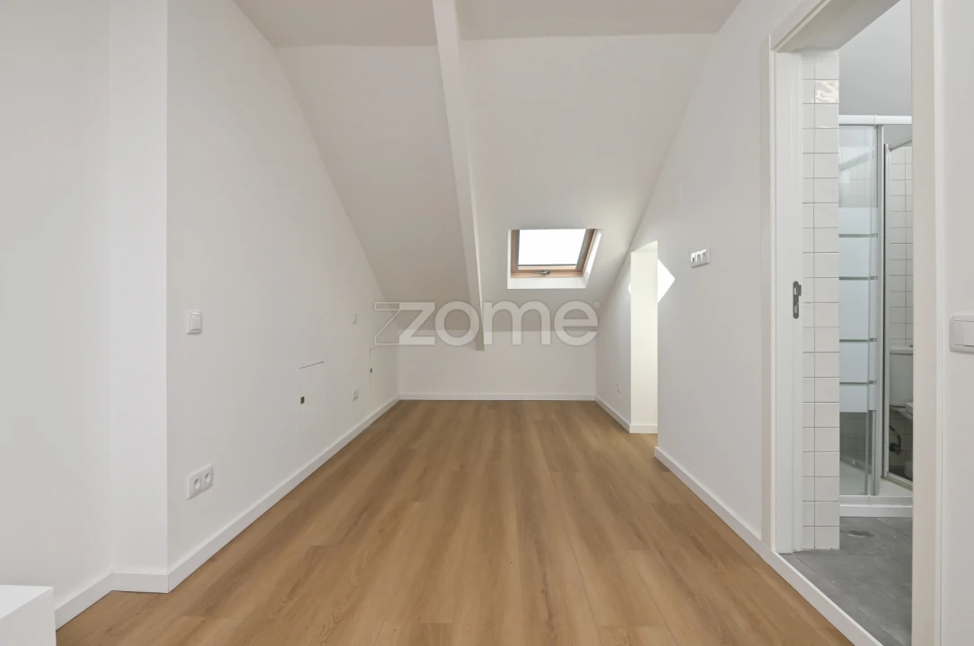 Apartamento T1 para Arrendamento em Avenidas Novas Foto 16