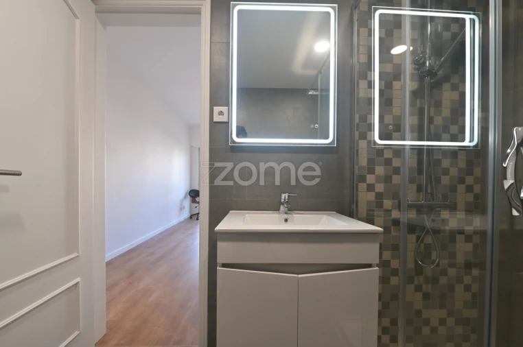 Apartamento T2 para Arrendamento em São Domingos de Rana Foto 11