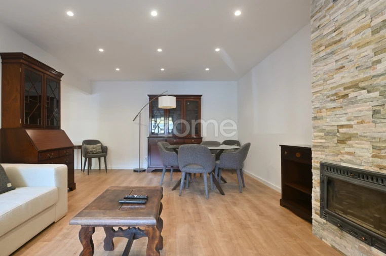 Apartamento T2 para Arrendamento em São Domingos de Rana Foto 2