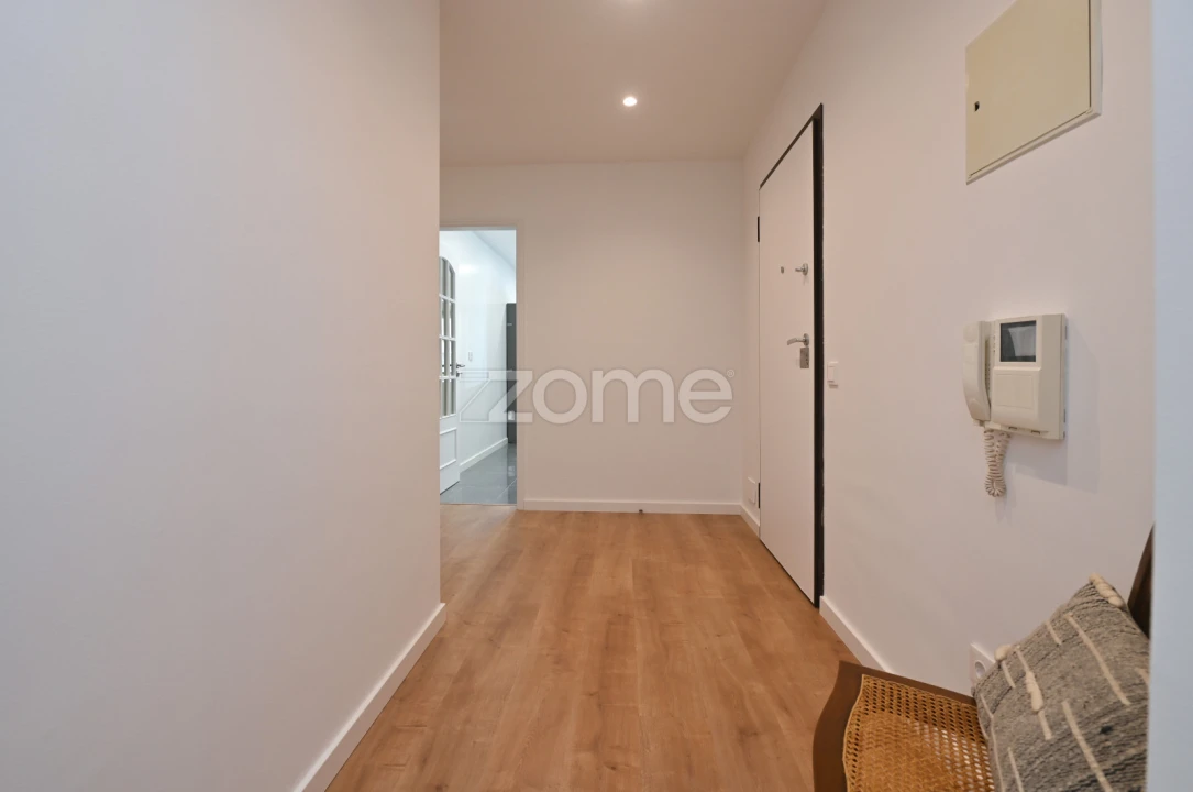 Apartamento T2 para Arrendamento em São Domingos de Rana Foto 7