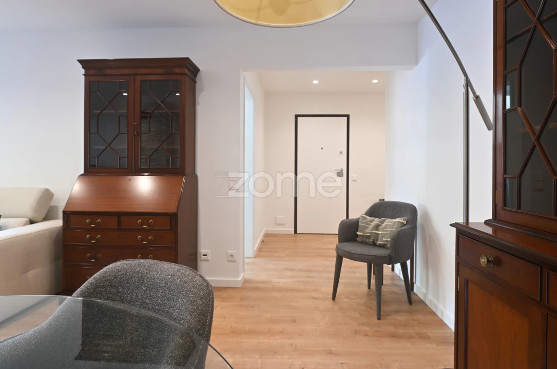 Apartamento T2 para Arrendamento em São Domingos de Rana Foto 4